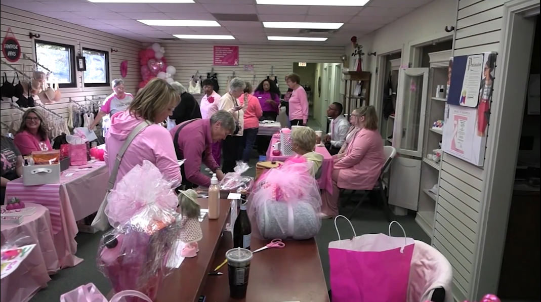 Lima community gathers for breast cancer awareness event